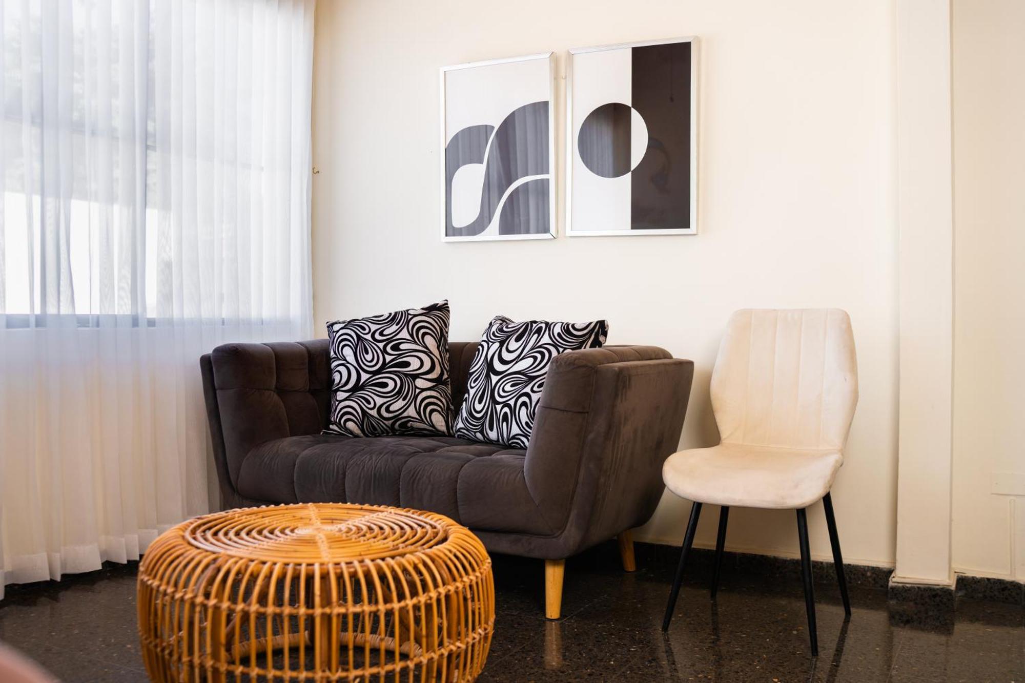 Cardedeu Suites San Salvador Esterno foto