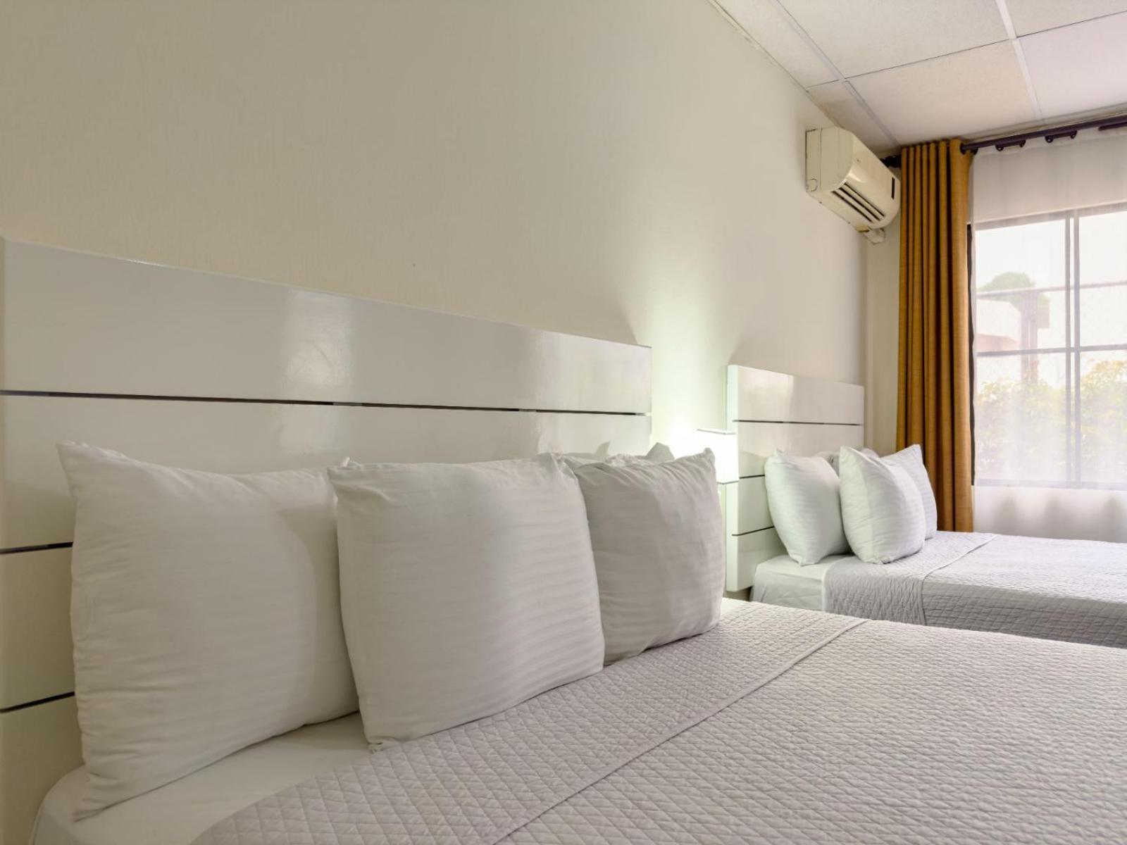 Cardedeu Suites San Salvador Esterno foto