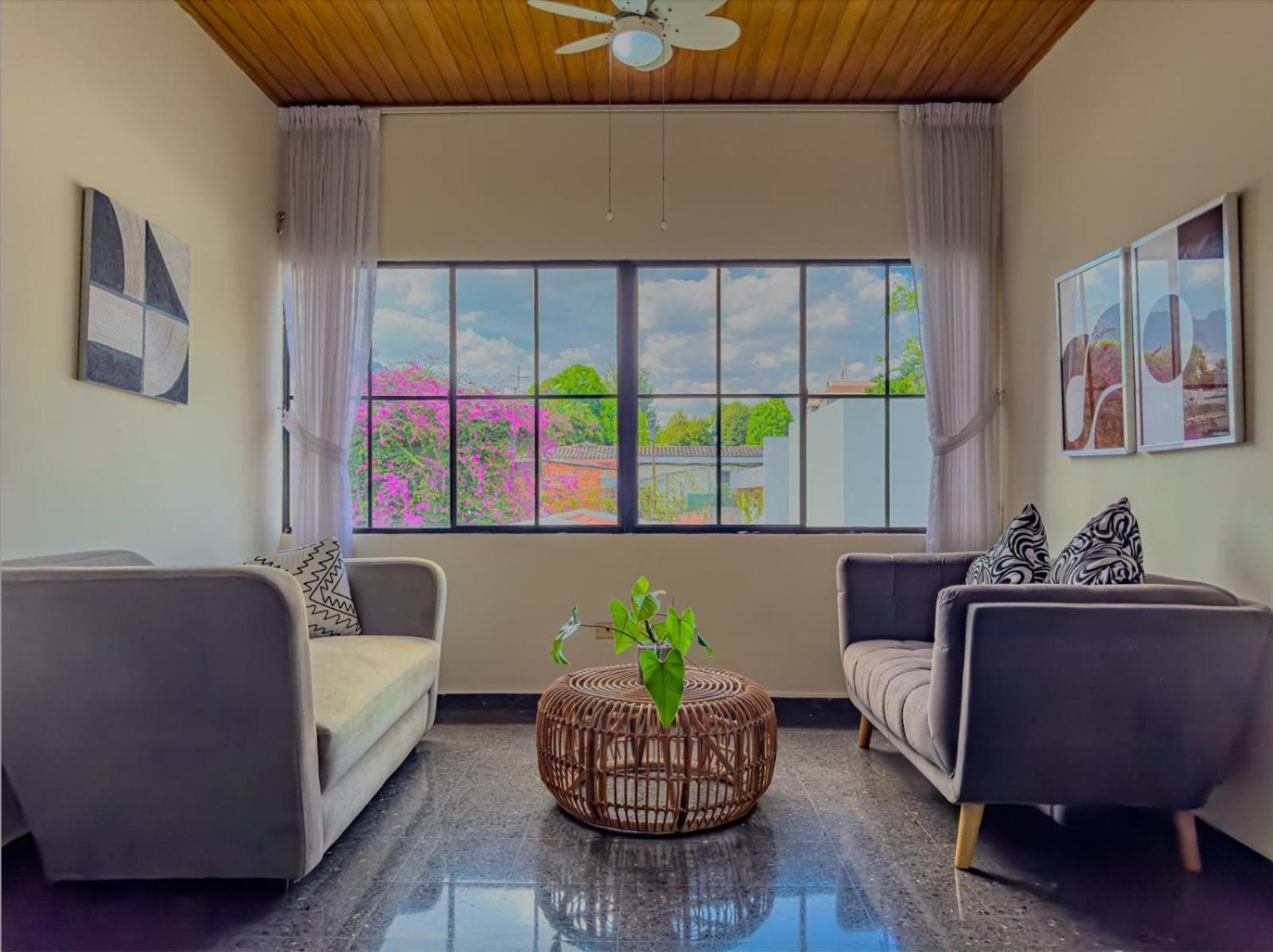 Cardedeu Suites San Salvador Esterno foto